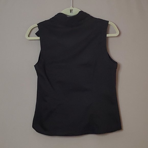 LAPIS CUTE RUFFLE TOP - Picture 2 of 5